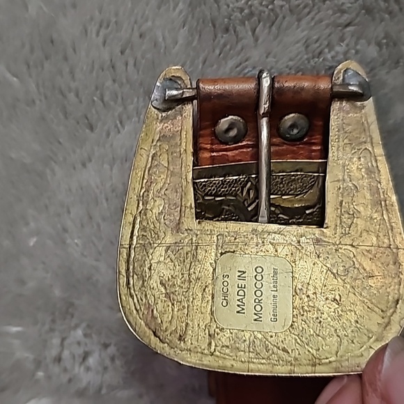 VINTAGE CHICO'S MADE IN MOROCCO LEATHER BELT WITH METAL ACCENTS - Picture 13 of 13